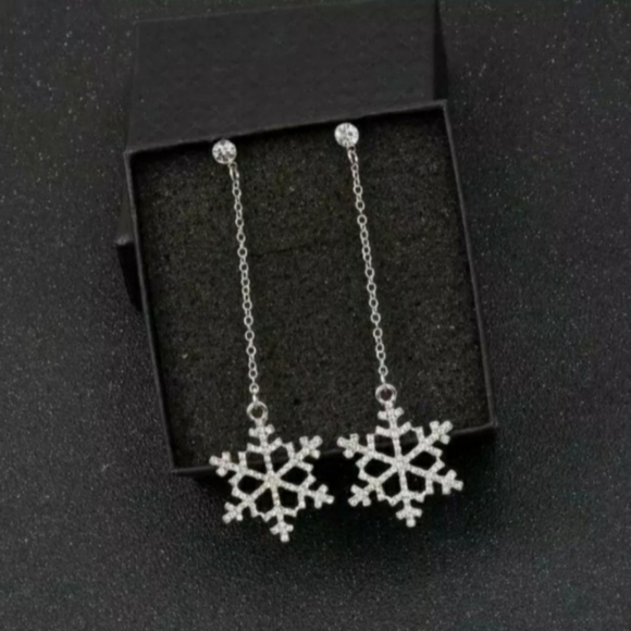 Silver Rhinestone Winter Holiday Snowflake Dangle Drop Stud Earrings - Picture 5 of 10